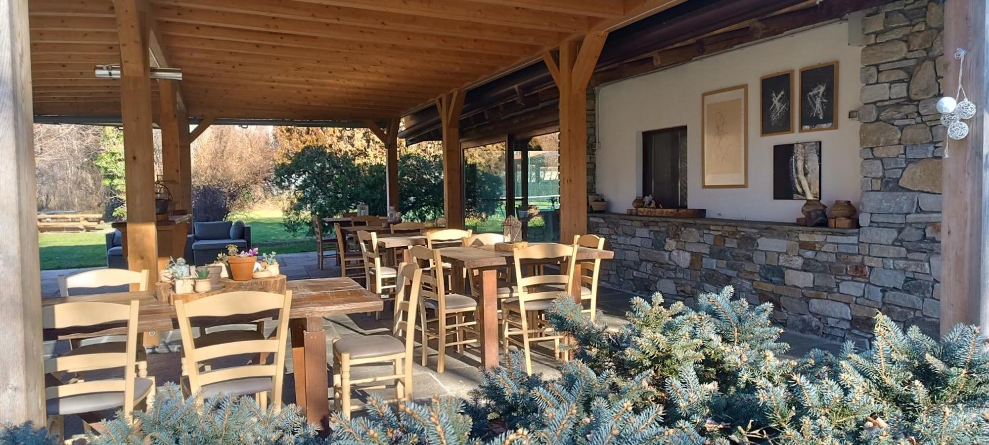 אפרטהוטל ג'רה לאריו Cascina Borgofrancone מראה חיצוני תמונה